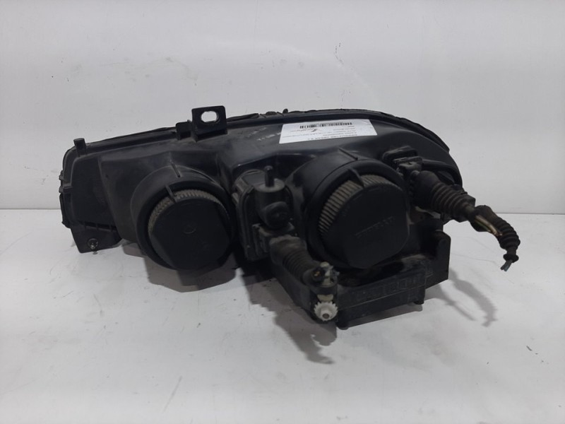 Recambio de faro derecho para alfa romeo 156 (116) 1.6 t.spark progression referencia OEM IAM   