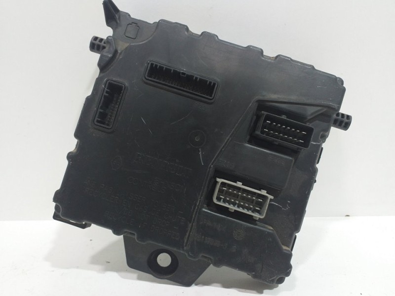 Recambio de caja reles / fusibles para renault kangoo authentique referencia OEM IAM 8200924035 BCM 18280131