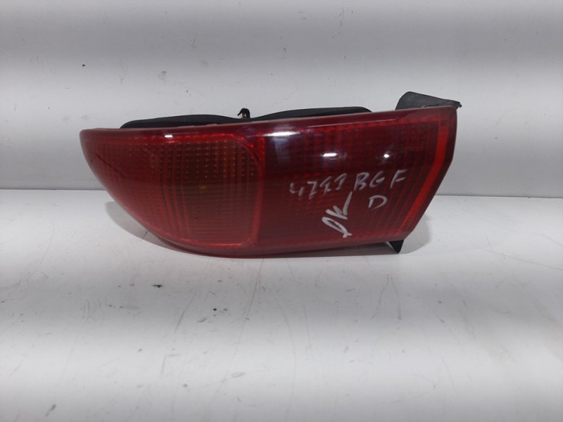 Recambio de piloto trasero derecho para alfa romeo 156 (116) 1.6 t.spark progression referencia OEM IAM    Recambio de piloto trasero derecho para alfa romeo 156 (116) 1.6 t.spark progression referencia OEM IAM