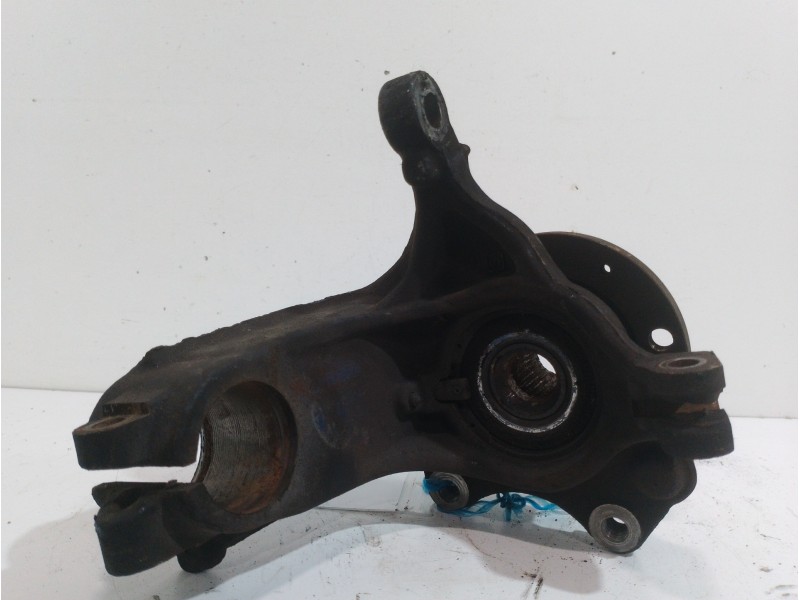 Recambio de mangueta delantera derecha para citroën c3 1.6 hdi cool referencia OEM IAM 1607557580  