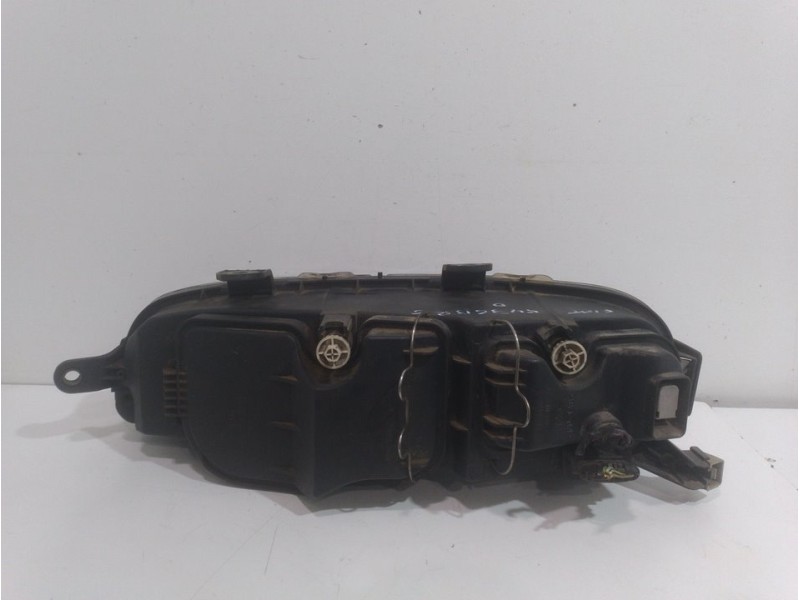 Recambio de faro derecho para fiat punto berlina (188) 1.2 8v elx (i) referencia OEM IAM   