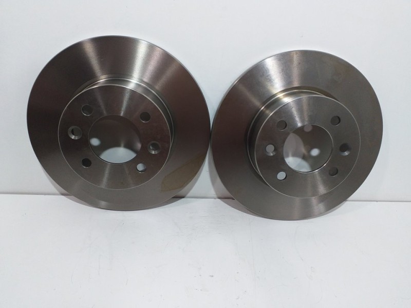 Recambio de disco freno trasero derecho para renault 18 referencia OEM IAM 1618873480  