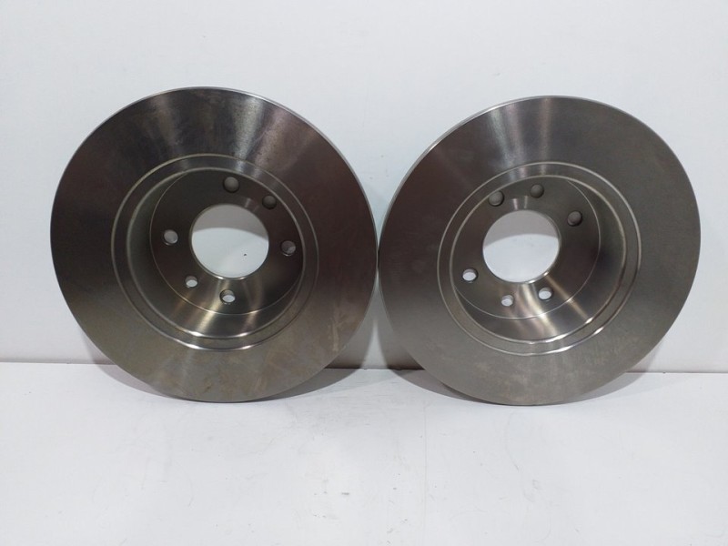 Recambio de disco freno trasero derecho para renault 18 referencia OEM IAM 1618873480  