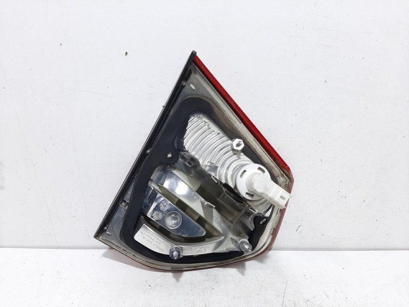 Recambio de piloto porton trasero derecho para citroën c4 picasso exclusive referencia OEM IAM 9653547677  