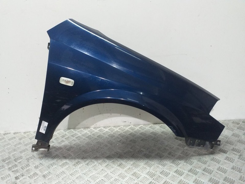 Recambio de aleta delantera derecha para nissan primera berlina (p12) acenta referencia OEM IAM 63100AV630 AZUL 