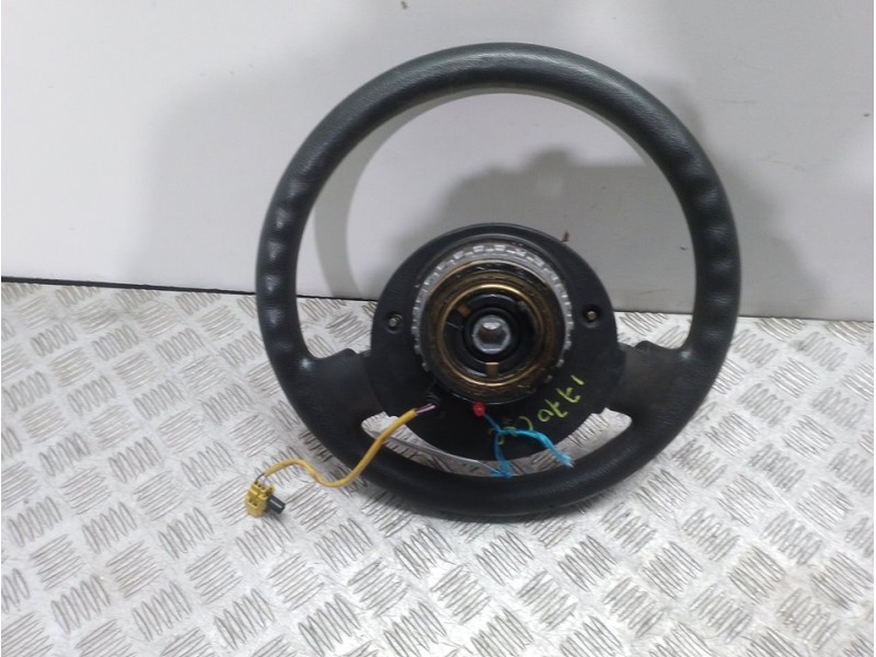 Recambio de volante para ford ka (ccq) básico referencia OEM IAM 1229902  