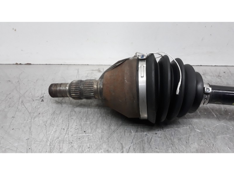 Recambio de transmision delantera derecha para opel zafira b cosmo referencia OEM IAM 13245907 8149150588 