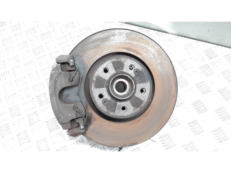 Recambio de mangueta delantera izquierda para renault laguna ii (bg0) dynamique referencia OEM IAM 8200320888  
