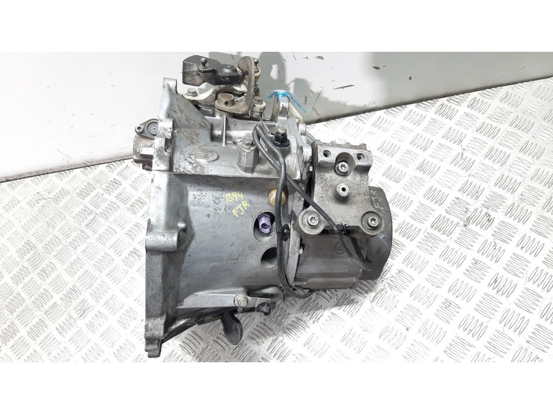 Recambio de caja cambios para peugeot 207 xs pack referencia OEM IAM 20DP27 0965031B 