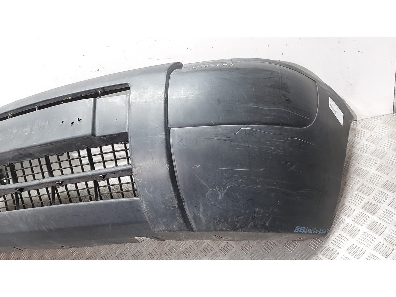 Recambio de paragolpes delantero para citroën berlingo 1.9 dx familiar referencia OEM IAM  NEGRO 