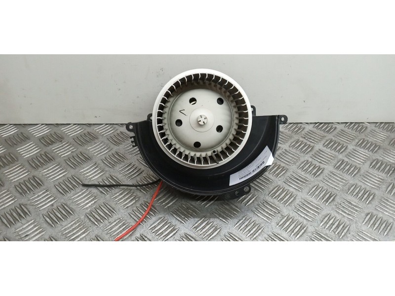 Recambio de motor calefaccion para opel zafira b edition ´´111 jahre´´ referencia OEM IAM 52421335  