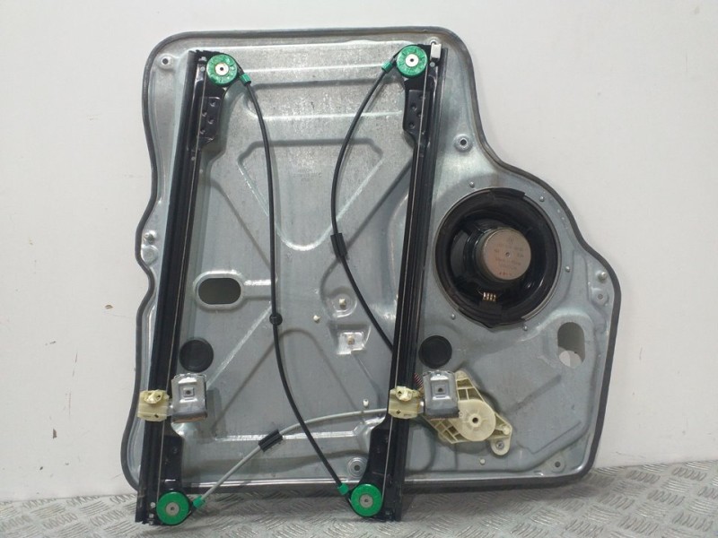 Recambio de elevalunas delantero izquierdo para volkswagen t6 transporter furgón referencia OEM IAM 7E1837729  