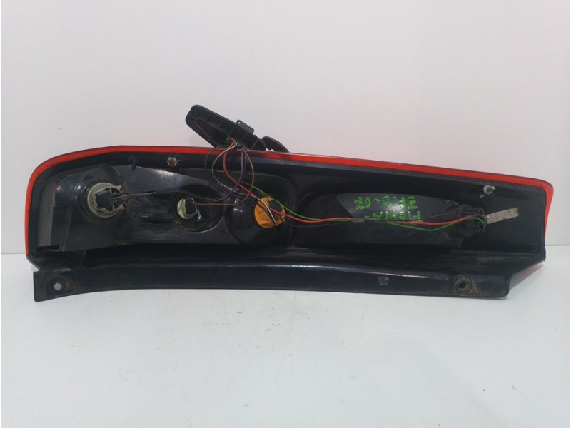 Recambio de piloto trasero derecho para ford fiesta (cbk) futura x referencia OEM IAM   