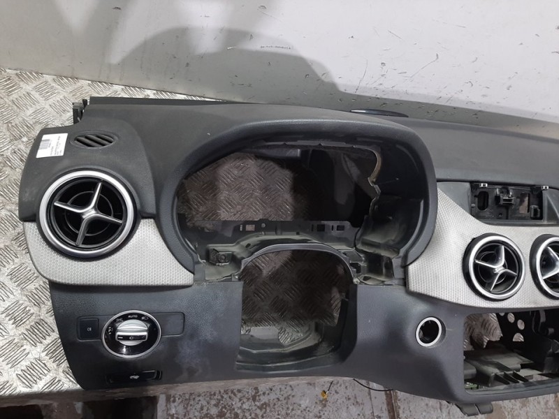 Recambio de salpicadero para mercedes-benz clase b (w246) b 200 cdi be (246.201) referencia OEM IAM   