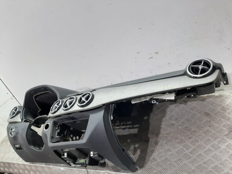 Recambio de salpicadero para mercedes-benz clase b (w246) b 200 cdi be (246.201) referencia OEM IAM   