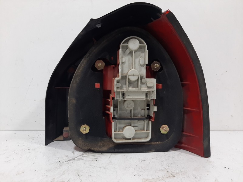 Recambio de piloto trasero izquierdo para audi a3 (8l) 1.9 tdi ambition referencia OEM IAM 8L0945095A  