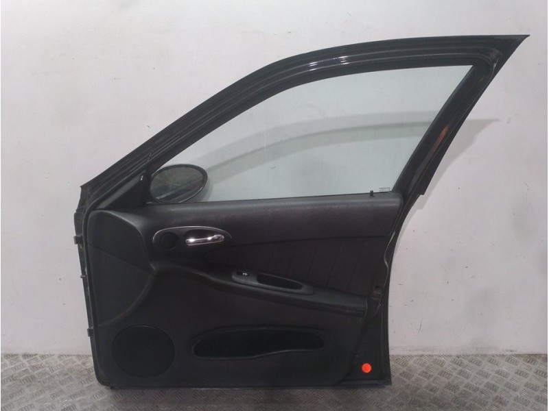 Recambio de puerta delantera derecha para alfa romeo 156 sportwagon crosswagon q4 referencia OEM IAM 60666235 NEGRO 