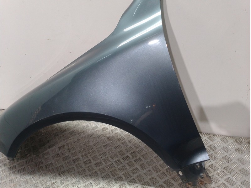 Recambio de aleta delantera izquierda para volkswagen touareg (7la) tdi r5 referencia OEM IAM 7L6821101K GRIS 