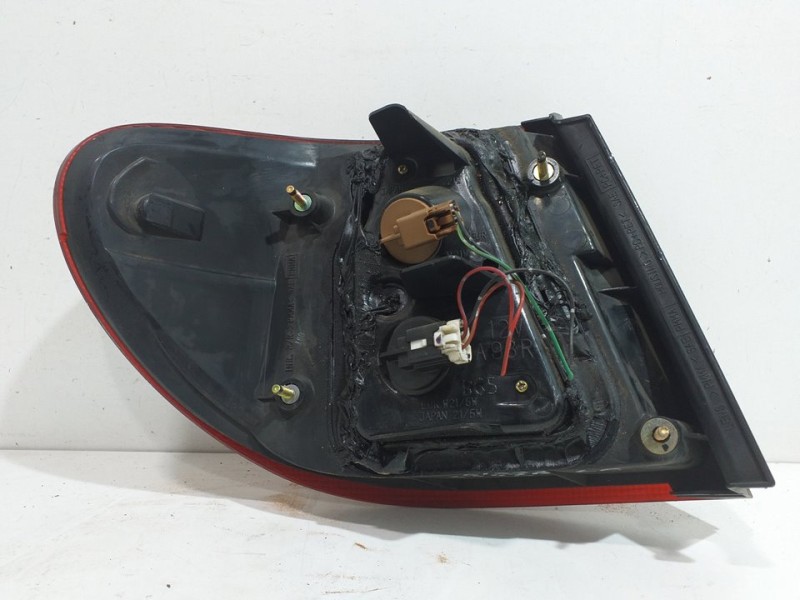 Recambio de piloto trasero derecho para nissan almera (n16/e) acenta referencia OEM IAM   