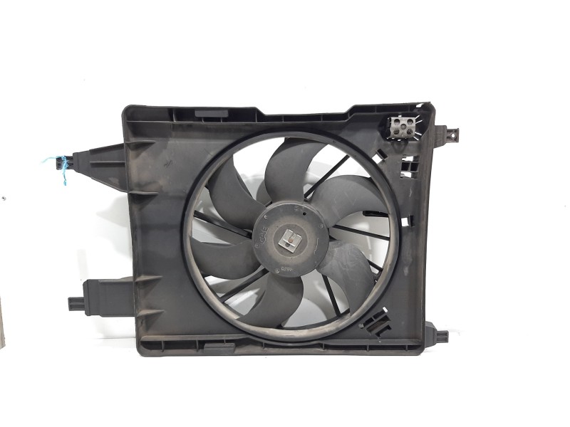 Recambio de electroventilador para renault megane ii berlina 5p confort dynamique referencia OEM IAM 8200151464B  