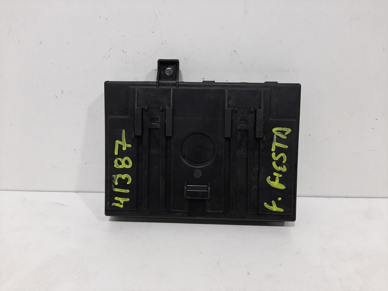 Recambio de centralita check control para ford fiesta (cb1) trend referencia OEM IAM 8V5115K600CH  