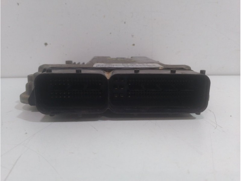 Recambio de centralita motor uce para volkswagen touareg (7la) tdi r5 referencia OEM IAM 070997016F BOSCH 0281011258