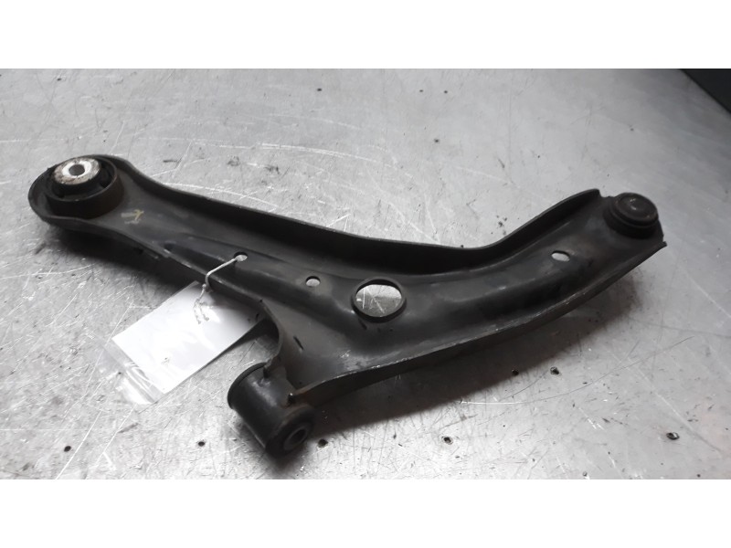 Recambio de brazo suspension inferior delantero derecho para ford fiesta (cb1) trend referencia OEM IAM 1737309  