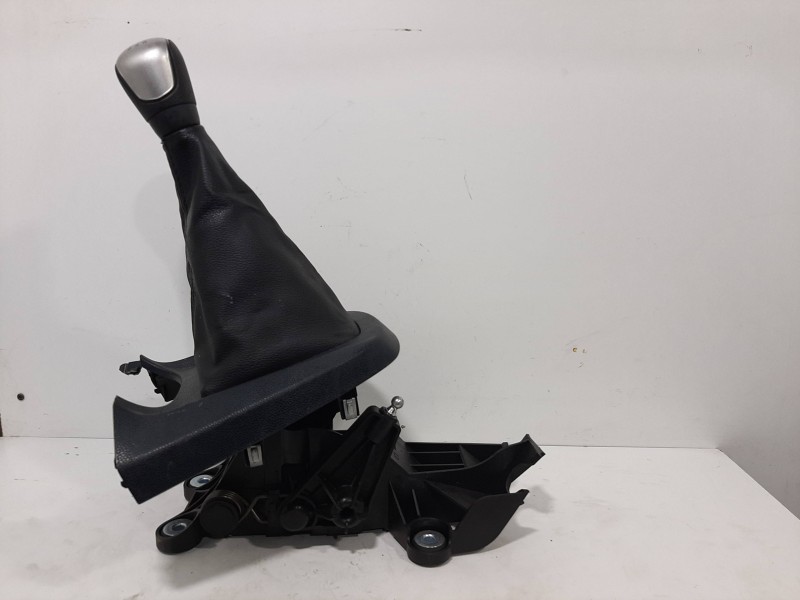 Recambio de palanca cambio para ford fiesta (cb1) trend referencia OEM IAM 1367506  