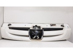 Recambio de rejilla delantera para peugeot partner (s2) combiespace referencia OEM IAM 7804N1 BLANCO