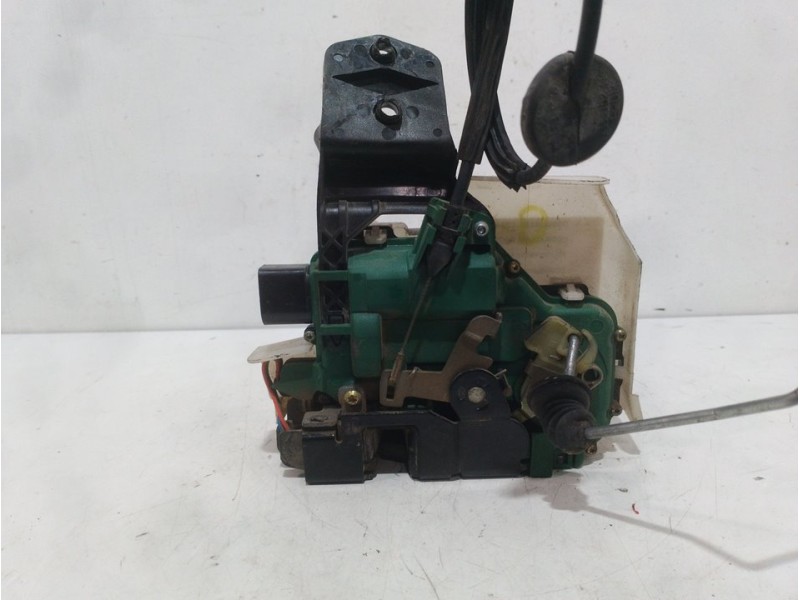 Recambio de cerradura puerta delantera derecha para volkswagen passat berlina (3b3) comfortline referencia OEM IAM  8 PINES 