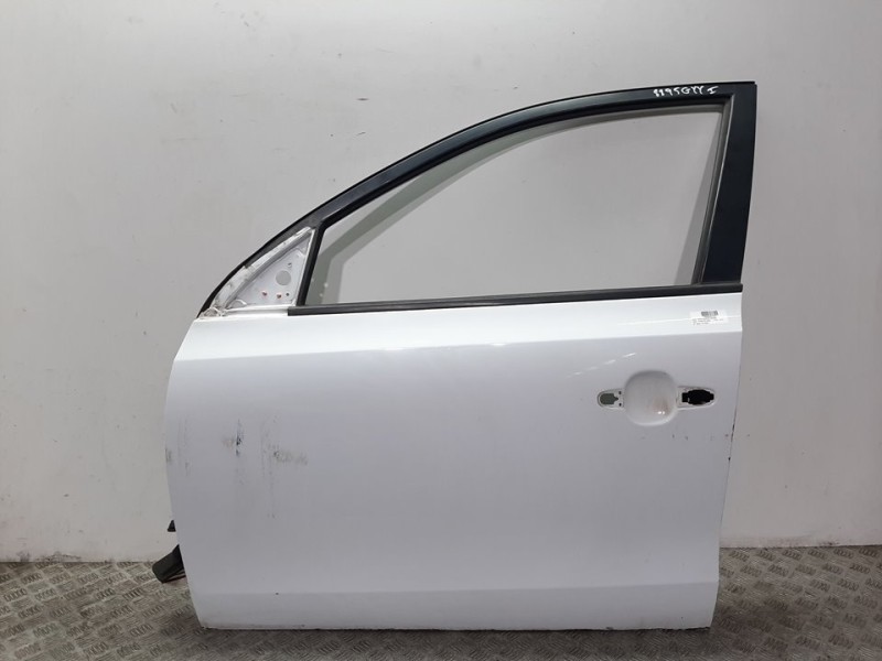 Recambio de puerta delantera izquierda para hyundai i30 comfort referencia OEM IAM 761112L010 BLANCO 