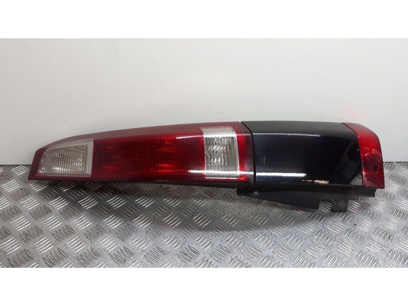 Recambio de piloto trasero derecho para opel meriva cosmo referencia OEM IAM 93184713   Recambio de piloto trasero derecho para opel meriva cosmo referencia OEM IAM 93184713