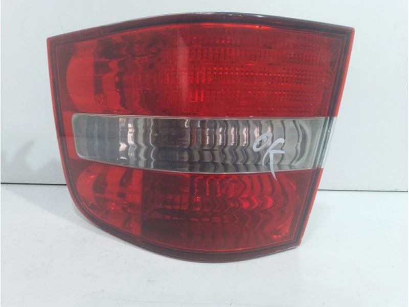 Recambio de piloto trasero derecho para fiat stilo (192) 1.9 jtd 115 referencia OEM IAM   