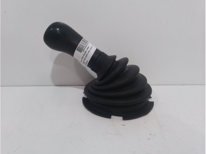 Recambio de pomo palanca cambio para ford fiesta (cbk) futura x referencia OEM IAM   