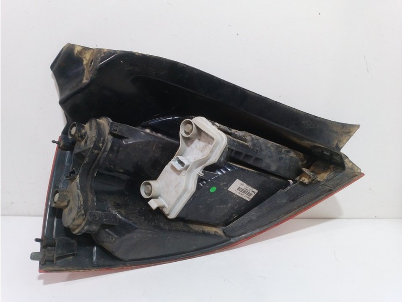 Recambio de piloto trasero derecho para renault megane ii berlina 5p confort dynamique referencia OEM IAM 8200073237  