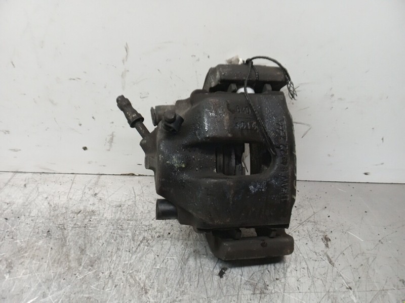 Recambio de pinza freno delantera derecha para bmw serie 3 berlina (e46) 320d referencia OEM IAM 34116758114  