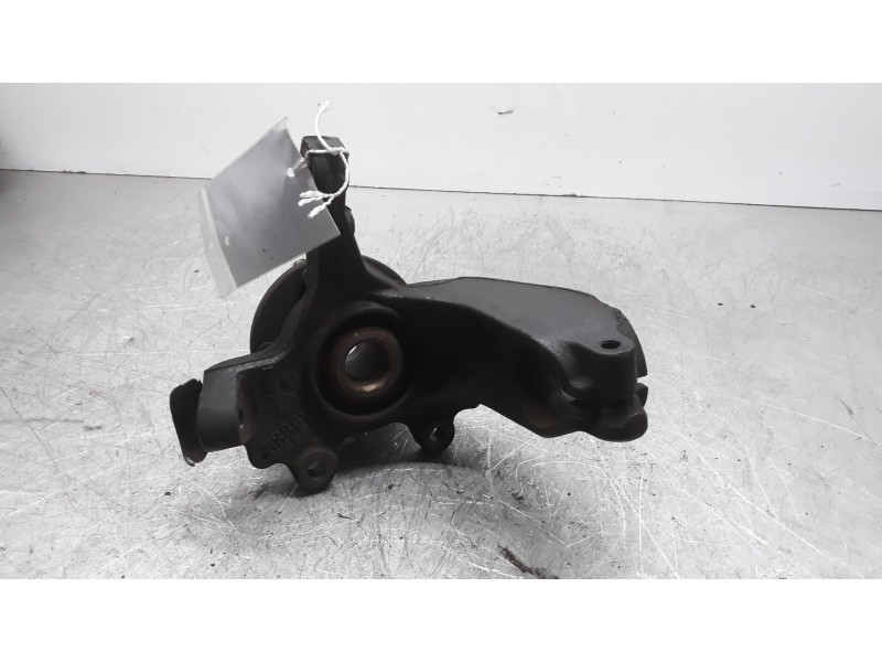 Recambio de mangueta delantera izquierda para ford focus c-max (cap) ambiente (d) referencia OEM IAM 1477862  