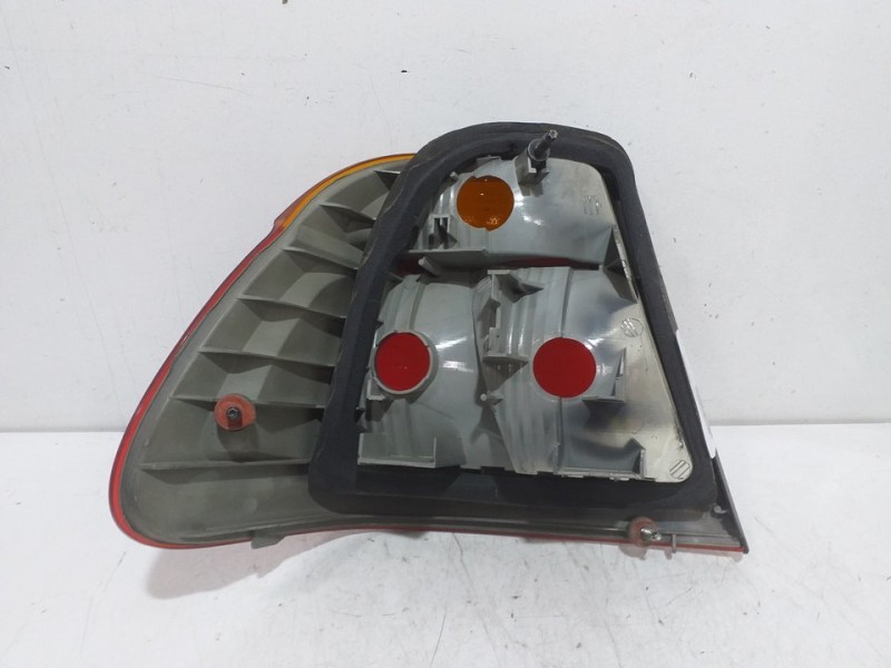 Recambio de piloto trasero derecho para bmw serie 3 berlina (e46) 320d referencia OEM IAM   