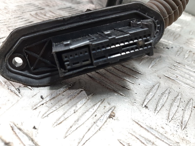 Recambio de puerta trasera derecha para bmw serie 3 berlina (e46) 320d referencia OEM IAM 41527034154 VERDE 