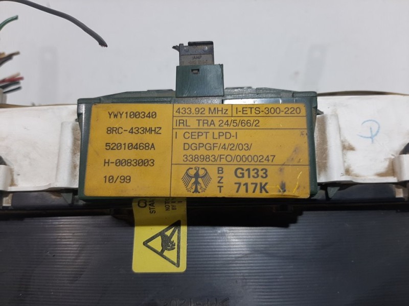 Recambio de cuadro instrumentos para land rover freelander (ln) 2.0 di familiar (72kw) referencia OEM IAM YWY100340  