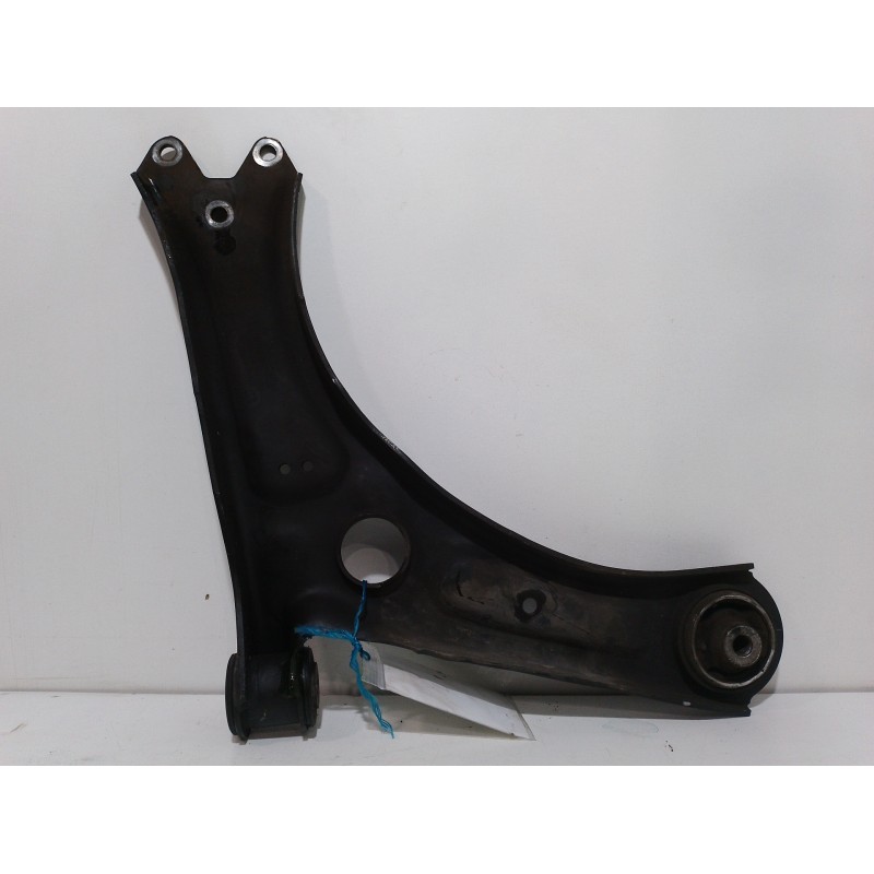 Recambio de brazo suspension inferior delantero izquierdo para volkswagen caddy ka/kb (2k) maxi life referencia OEM IAM   