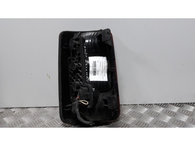 Recambio de piloto trasero derecho para volkswagen caddy ka/kb (2k) maxi life referencia OEM IAM   