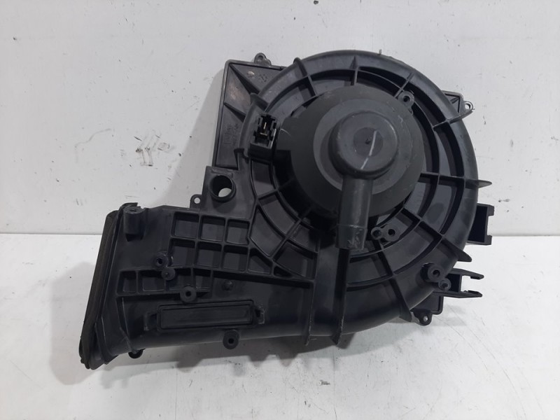 Recambio de motor calefaccion para nissan primera berlina (p12) acenta referencia OEM IAM 27200AV616  