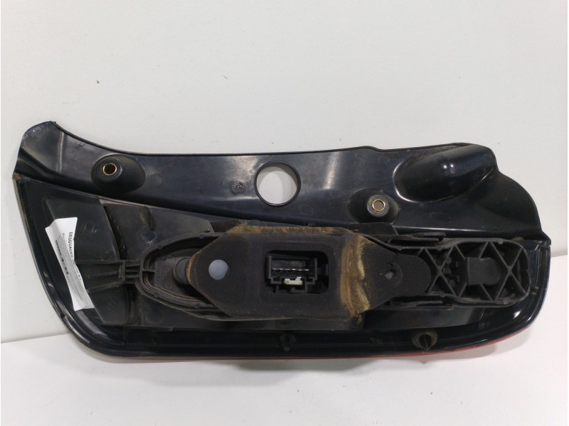 Recambio de piloto trasero izquierdo para lancia ypsilon (101) 1.2 16v platino referencia OEM IAM 0077362815  