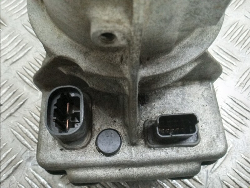 Recambio de bomba direccion para citroën c4 picasso sx referencia OEM IAM 9684252580  