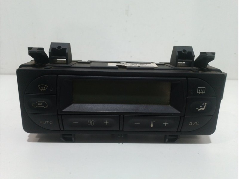 Recambio de mando calefaccion / aire acondicionado para citroën c3 hdi 92 collection referencia OEM IAM 96533393XT  