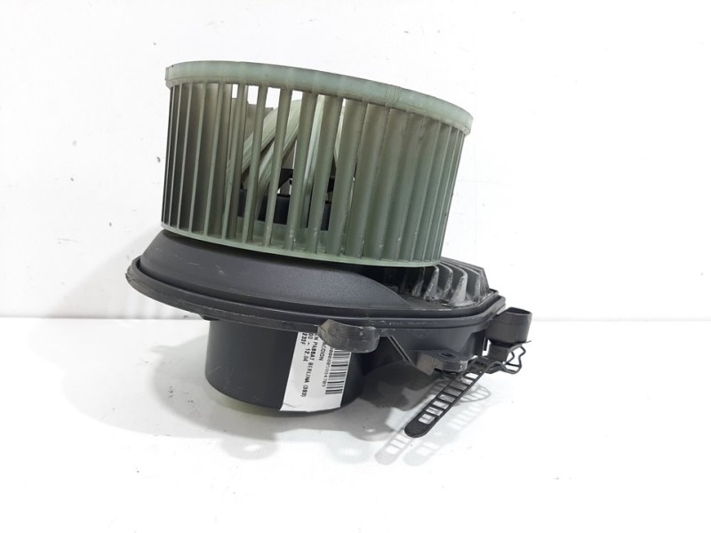 Recambio de motor calefaccion para volkswagen passat berlina (3b3) comfortline referencia OEM IAM 740221233F  