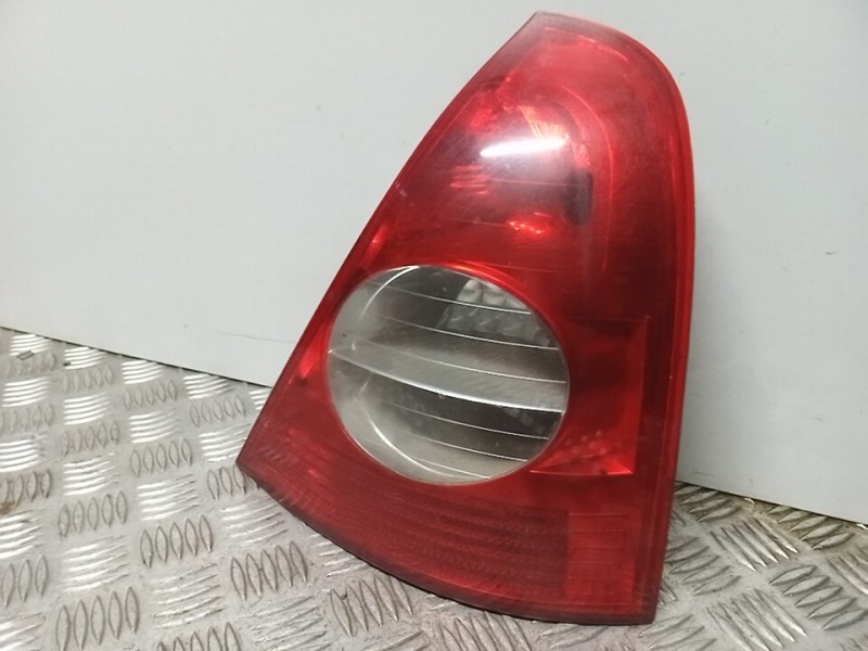 Recambio de piloto trasero derecho para renault clio ii fase ii (b/cb0) authentique referencia OEM IAM    Recambio de piloto trasero derecho para renault clio ii fase ii (b/cb0) authentique referencia OEM IAM