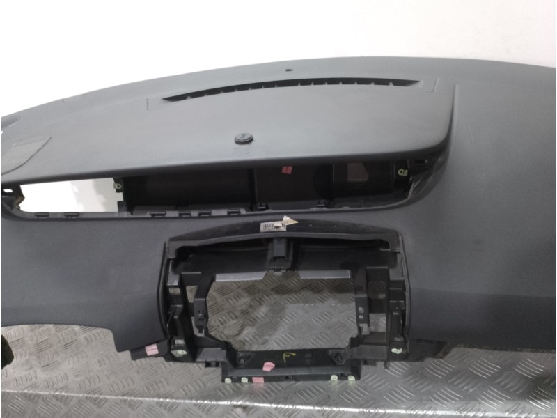 Recambio de salpicadero para renault grand scenic jmj4 referencia OEM IAM 8200139257  