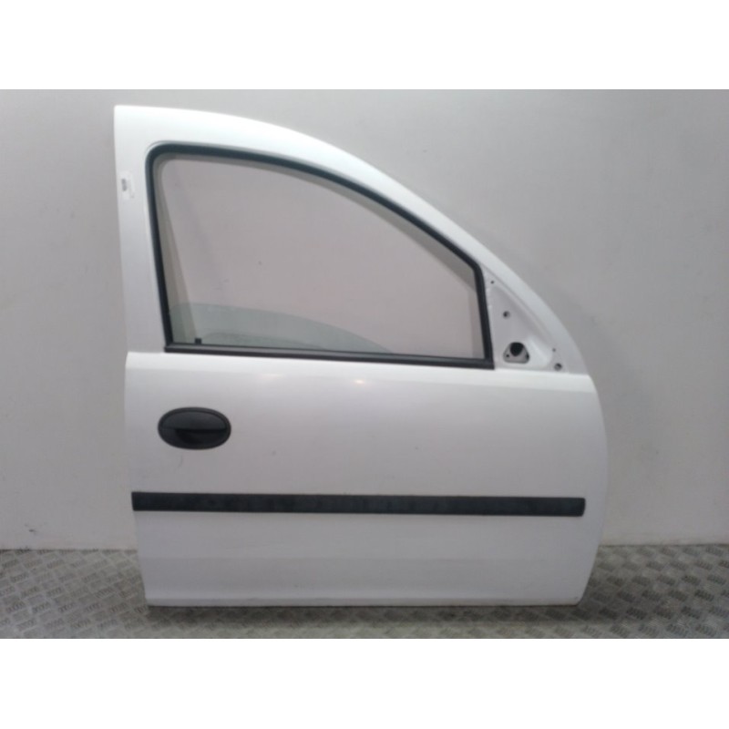 Recambio de puerta delantera derecha para opel combo (corsa c) cargo referencia OEM IAM  BLANCO 